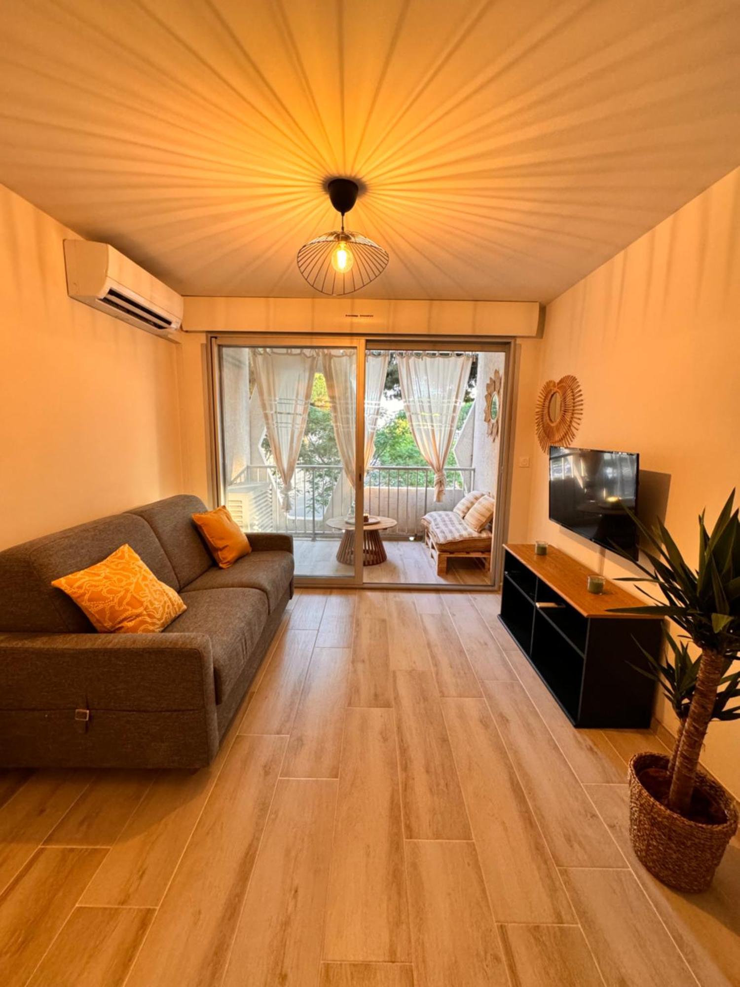 Les Appartements De Lina -Studio Maya 5 - Self Check-In - لا غراند موت المظهر الخارجي الصورة